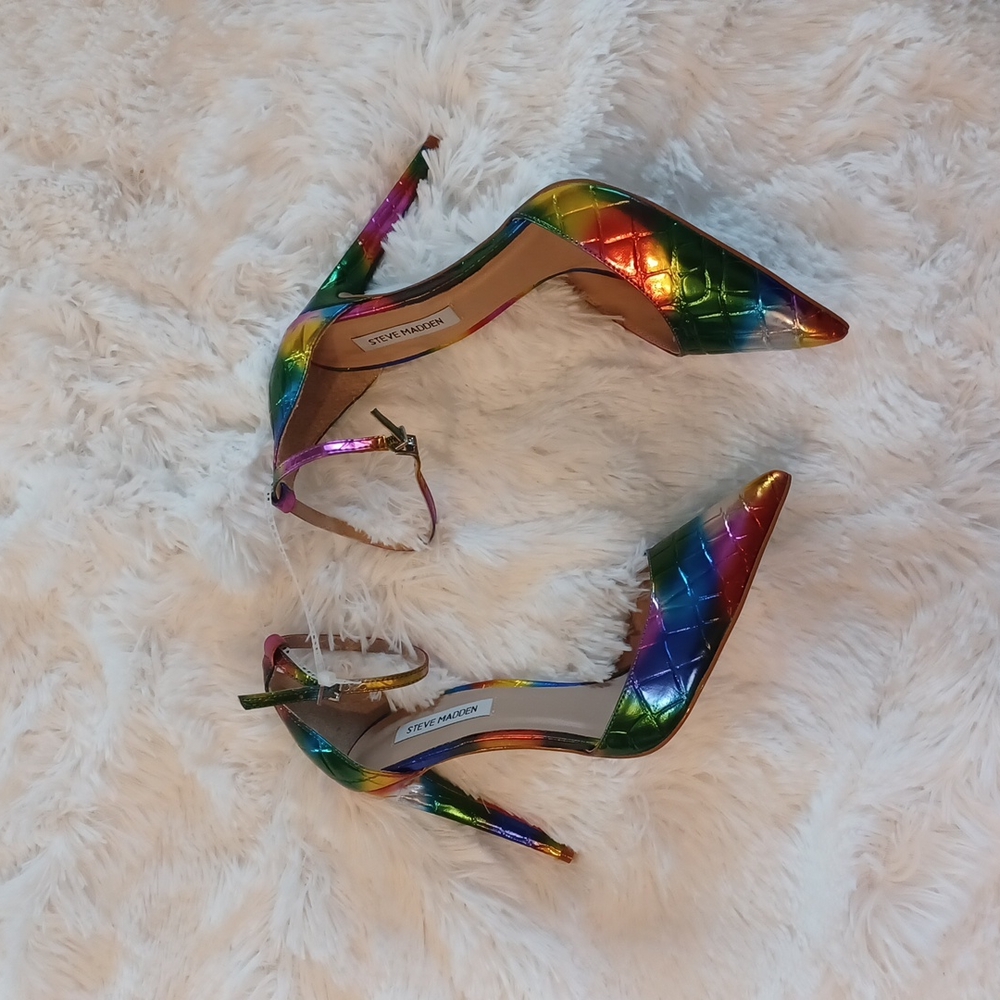 Steve Madden Alisha-R Metallic Rainbow women's Pump High Heels PRIDE MUTI SZS - Picture 6 of 11
